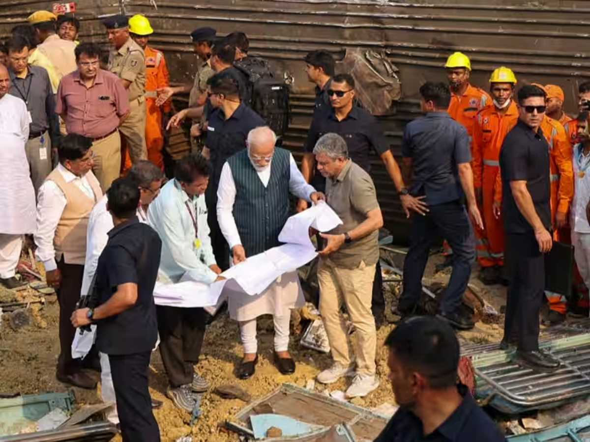 रेल मंत्री अश्विनी वैष्णव का बड़ा बयान, रेल हादसे के जिम्मेदार लोगों का चला पता